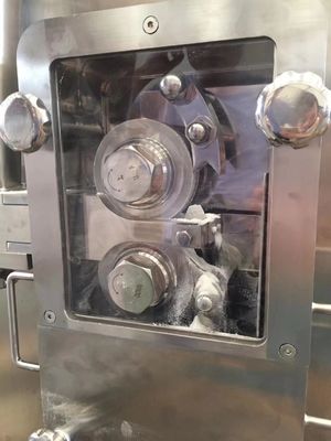 Compattatore asciutto del rullo della macchina di granulazione di capacità elevata 100kg/Batch farmaceutico